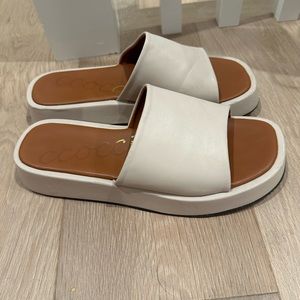 CCOCCI off white sandals